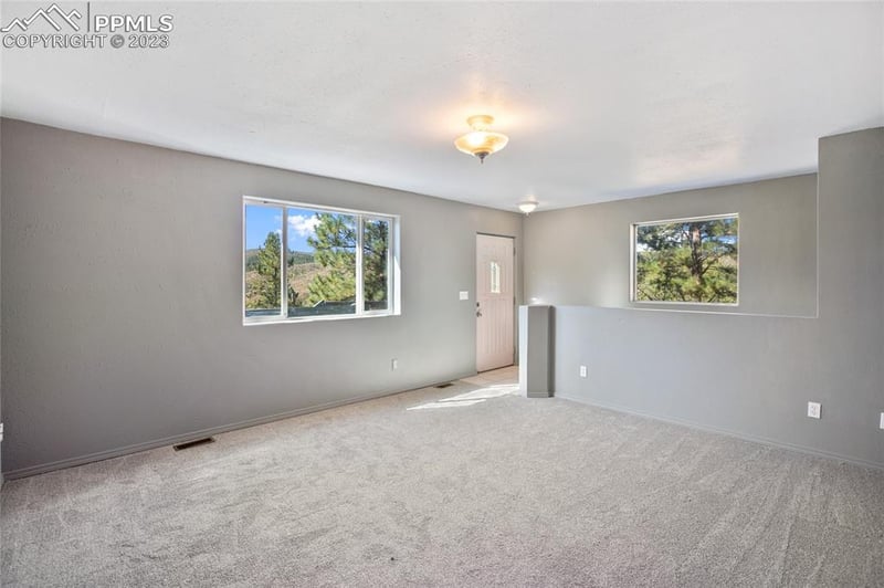 15825 Spruce Dr, Woodland Park, CO 80863