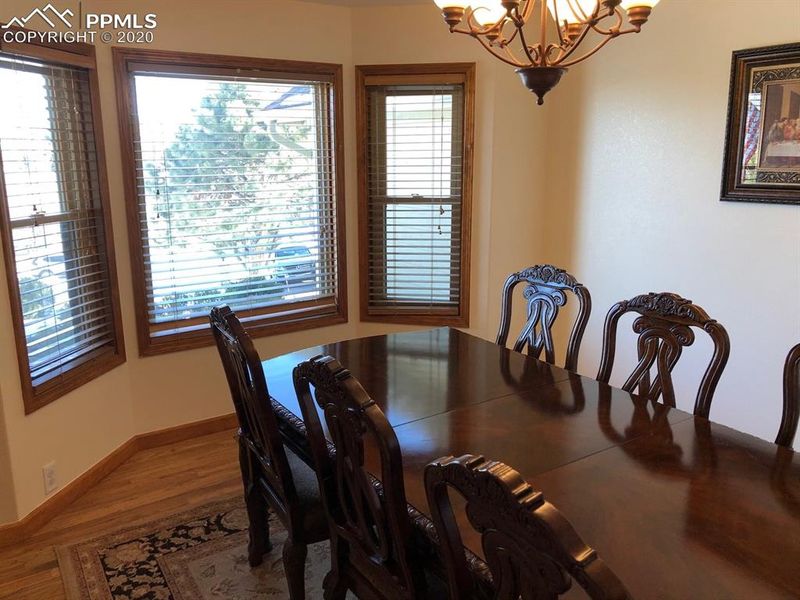 1585 Longview Cir, Monument, CO 80132