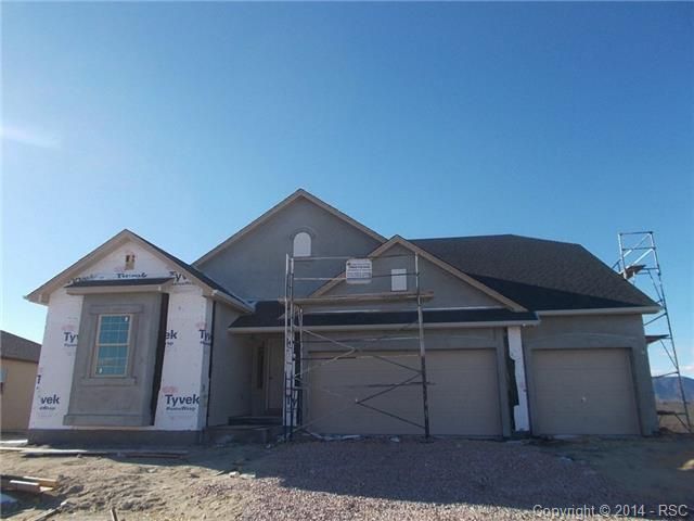 15854 Kansas Pacific Ct, Monument, CO 80132