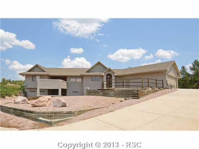 1589 Quartz Mountain Dr, Larkspur, CO 80118