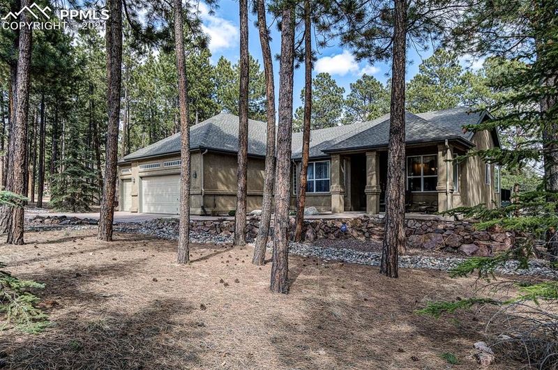 15931 Red Fox Ln, Colorado Springs, CO 80921