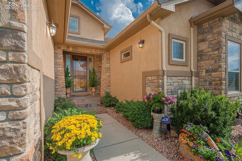 1595 Moveen Hts, Monument, CO 80132