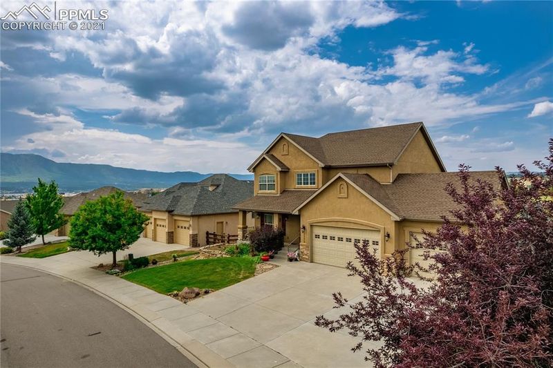 15978 Bridle Ridge Dr, Monument, CO 80132