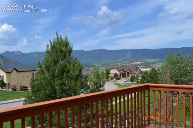 15987 Bridle Ridge Dr, Monument, CO 80132
