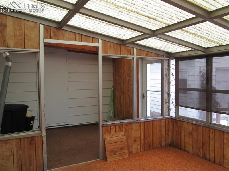 16 Brentwood Dr, Colorado Springs, CO 80909