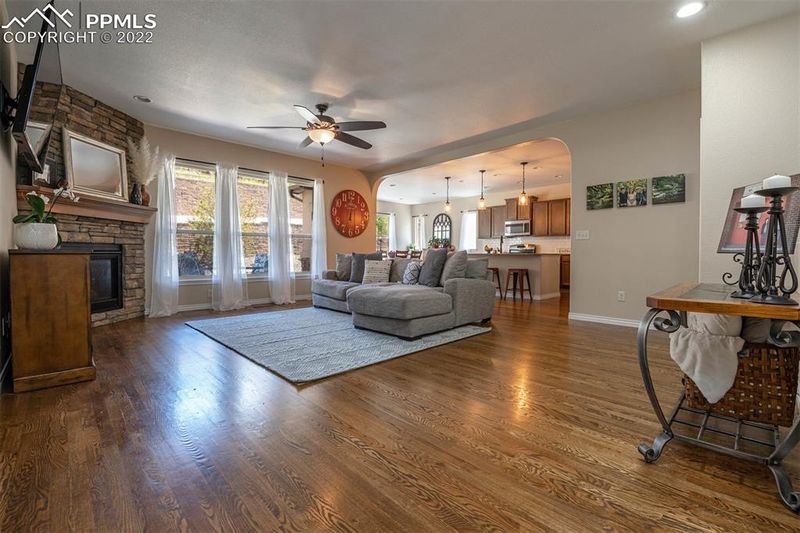 160 Kettle Valley Way, Monument, CO 80132