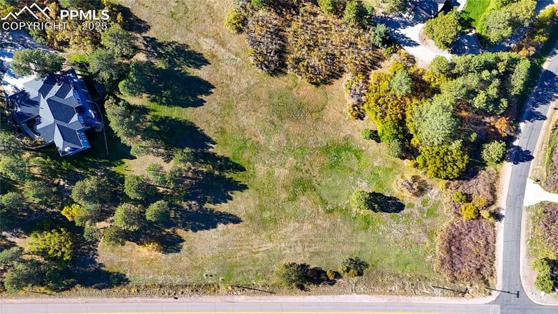 1600 Independence Dr, Larkspur, CO 80118