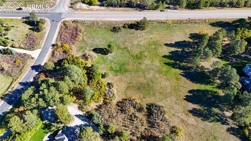 1600 Independence Dr, Larkspur, CO 80118