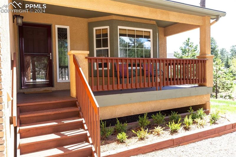 16007 Red Fox Ln, Colorado Springs, CO 80921