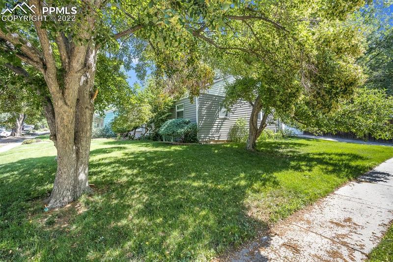 1601 Grant Ave, Colorado Springs, CO 80909