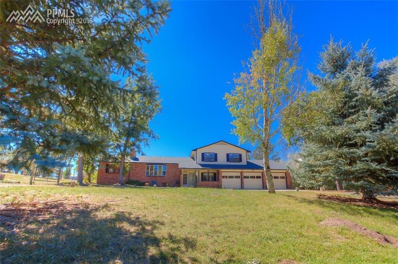 1605 Collins Rd, Colorado Springs, CO 80920