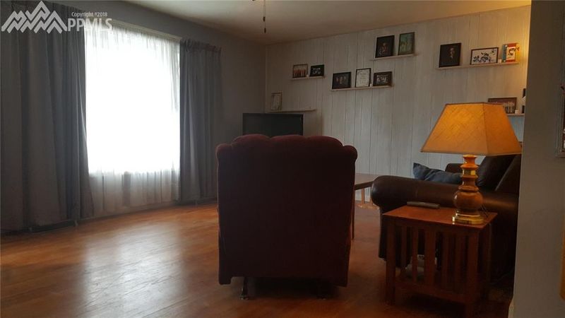 1605 Grant Ave, Colorado Springs, CO 80909