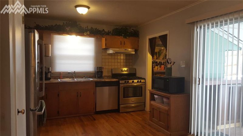 1605 Grant Ave, Colorado Springs, CO 80909