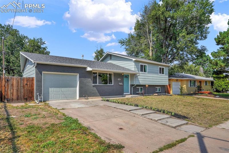 1606 Baylor Dr, Colorado Springs, CO 80909
