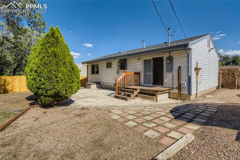 1606 Chelton Rd, Colorado Springs, CO 80909