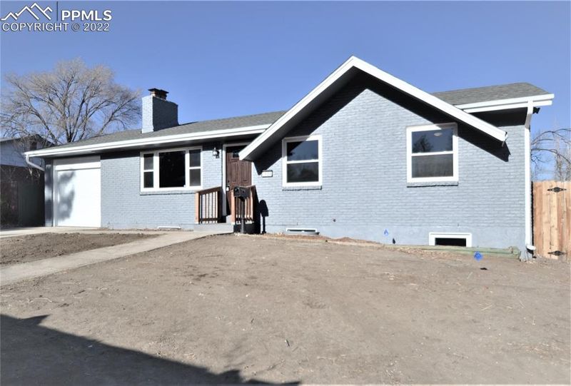 1606 Glacier Dr, Colorado Springs, CO 80910