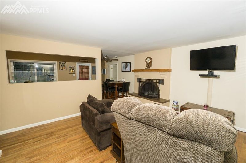 1607 N Chelton Rd, Colorado Springs, CO 80909