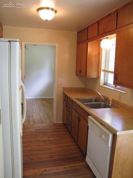 1607 Tesla Dr, Colorado Springs, CO 80909