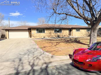 1608 Mount View Ln, Colorado Springs, CO 80907