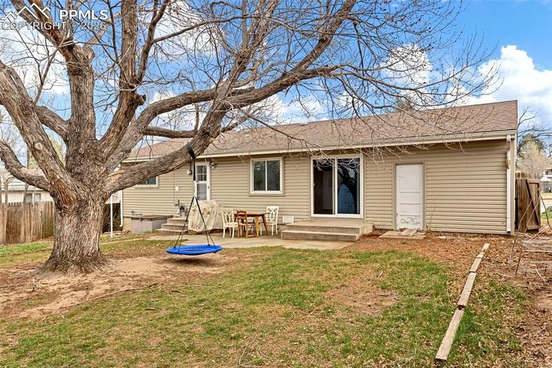 1610 N Chelton Rd, Colorado Springs, CO 80909