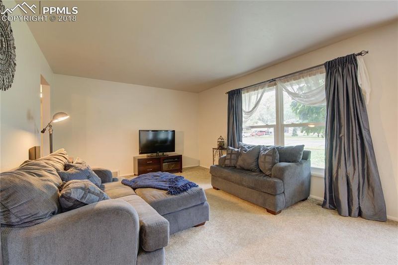 1610 Happiness Dr, Colorado Springs, CO 80909