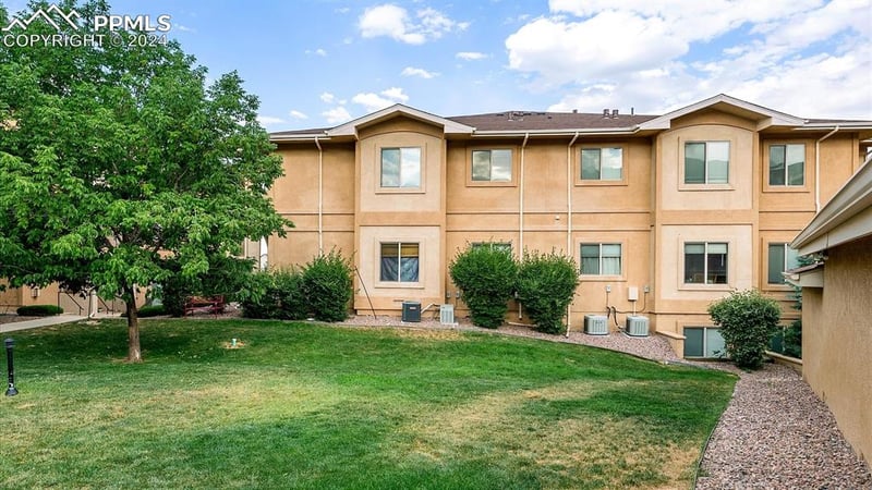 1610 Little Bear Creek Point #204, Colorado Springs, CO 80904