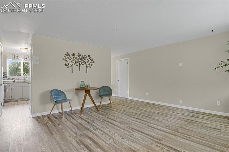1611 Dixon Dr, Colorado Springs, CO 80909