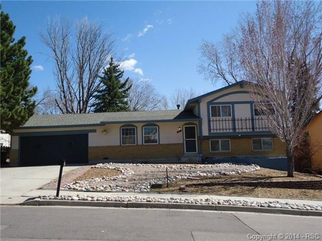 1611 Vasquez Cir, Colorado Springs, CO 80915