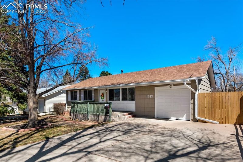 1613 Kingsley Dr, Colorado Springs, CO 80909