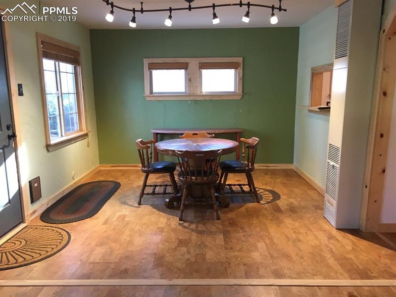 1613 Person Ct, Fort Collins, CO 80525