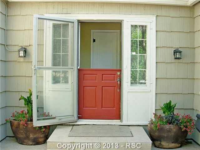 1614 Cheyenne Blvd, Colorado Springs, CO 80906