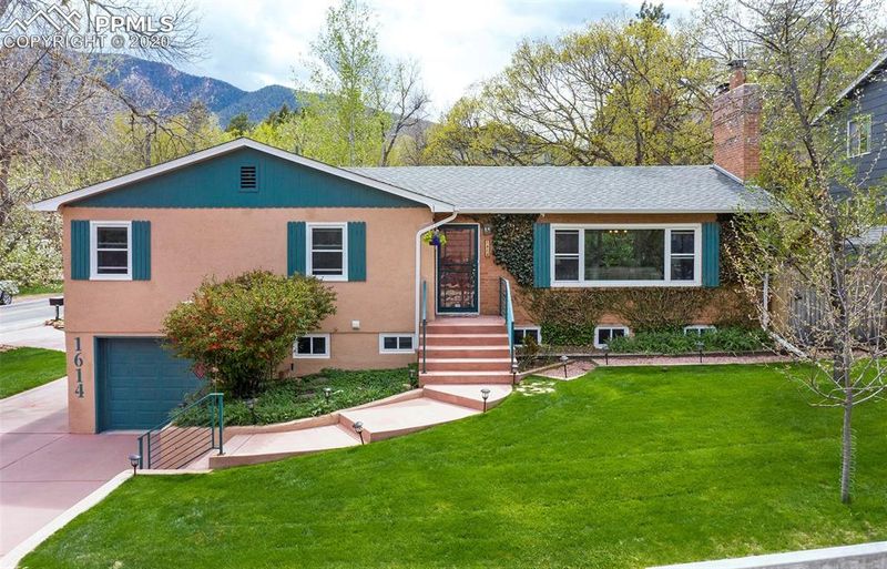 1614 W Cheyenne Rd, Colorado Springs, CO 80906