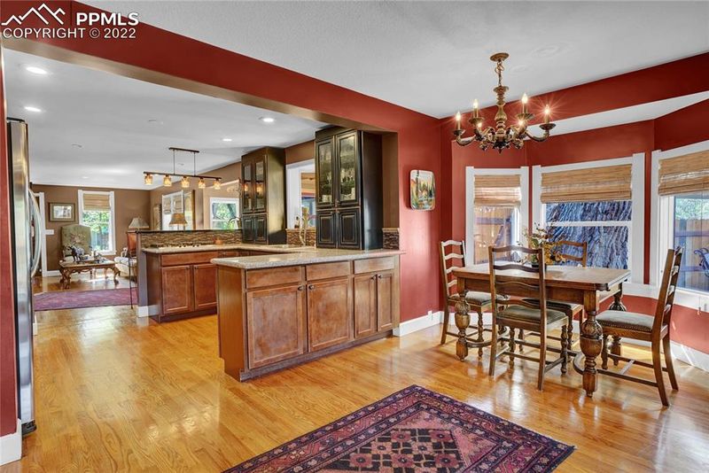 1614 N Franklin St, Colorado Springs, CO 80907