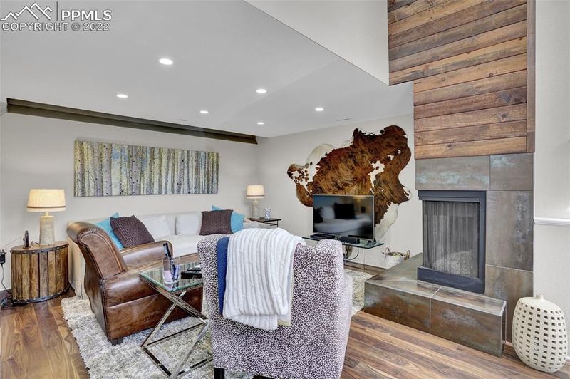 1614 Ridgeway Ave, Colorado Springs, CO 80906