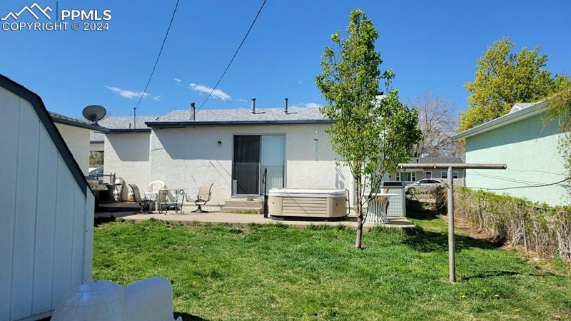1616 Cherrywood Ln, Pueblo, CO 81005