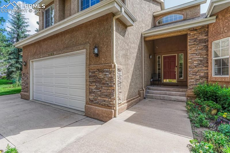 16165 Cliffrock Ct, Colorado Springs, CO 80921