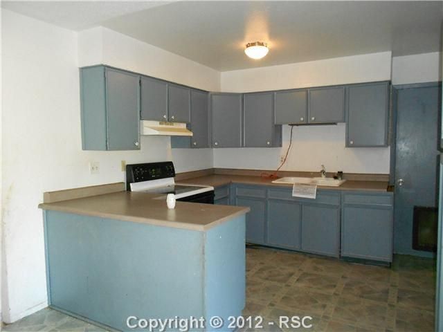 1618 Rushmore Dr, Colorado Springs, CO 80910