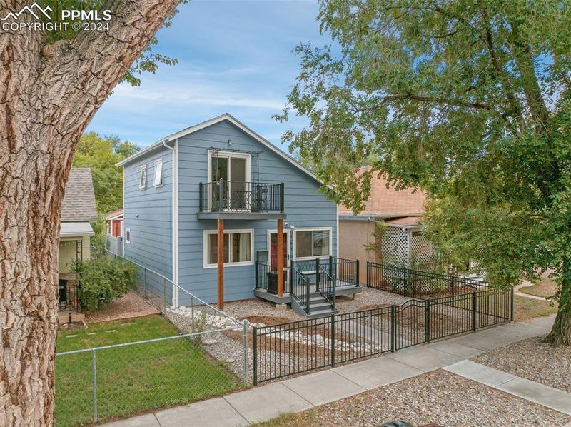 1620 W Cucharras St, Colorado Springs, CO 80904