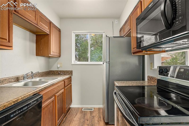 1620 Zebulon Dr, Colorado Springs, CO 80910