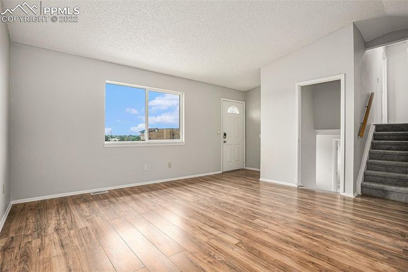 1620 Zebulon Dr, Colorado Springs, CO 80910