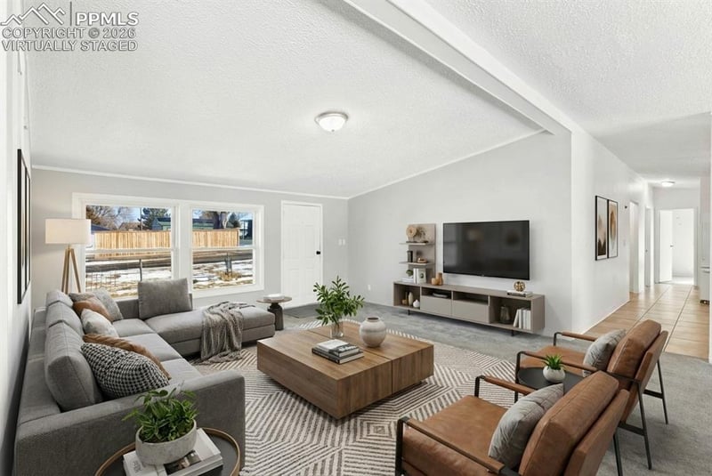 1621 Carltonia St, Pueblo, CO 81006