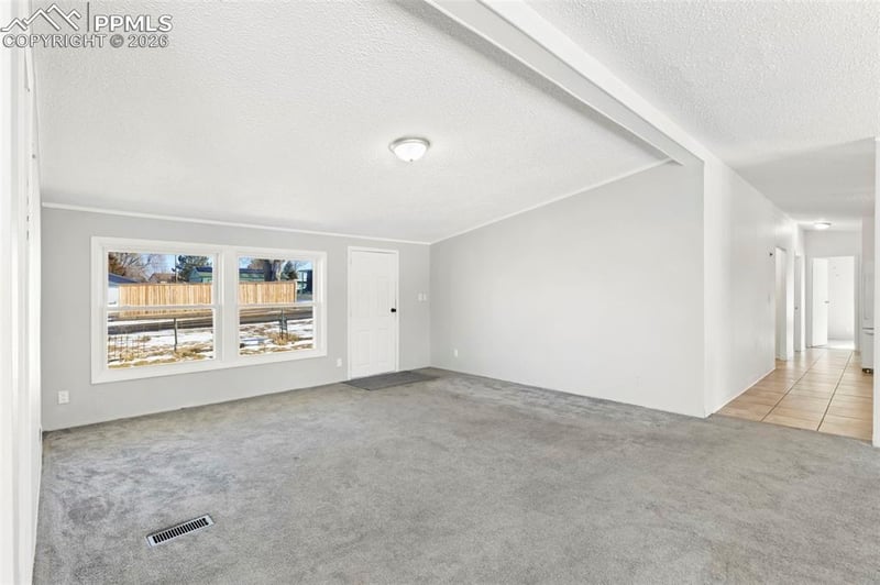 1621 Carltonia St, Pueblo, CO 81006