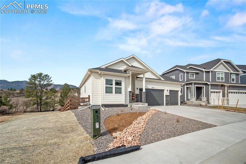 16214 Mountain Flax Dr, Monument, CO 80132