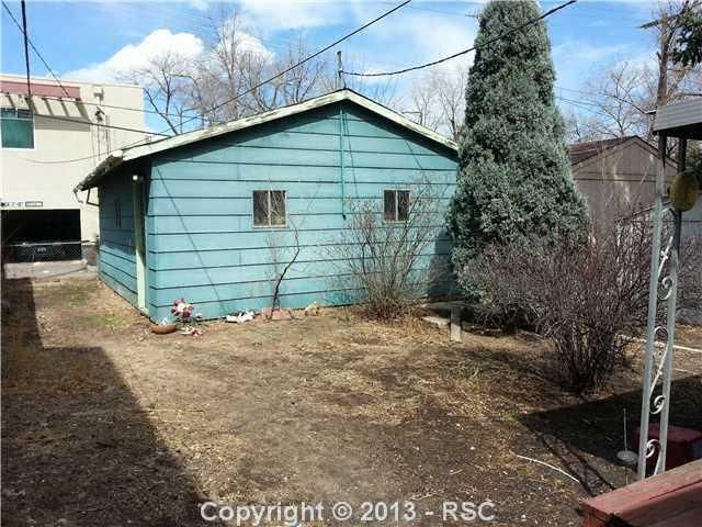 1622 W Cucharras St, Colorado Springs, CO 80904