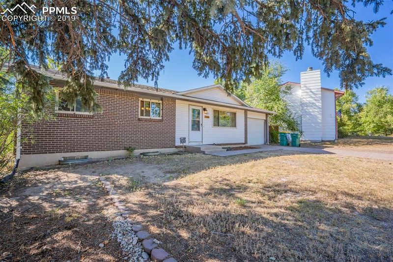 1622 Sawyer Way, Colorado Springs, CO 80909