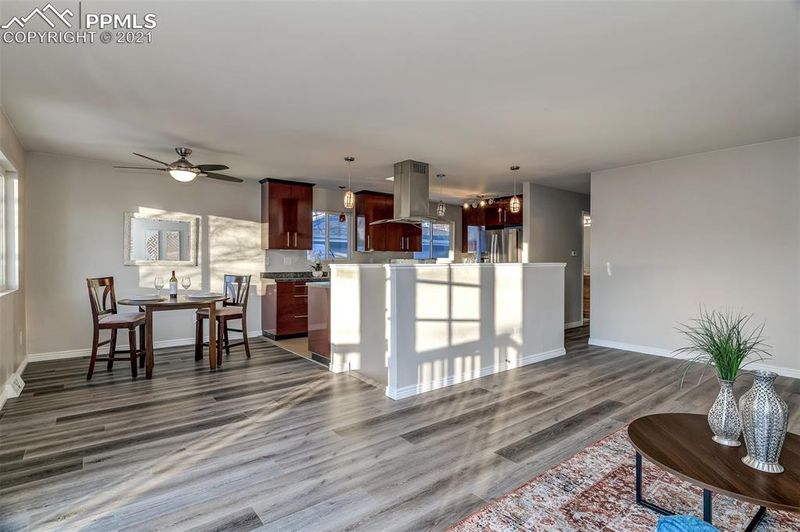 1622 Tesla Dr, Colorado Springs, CO 80909