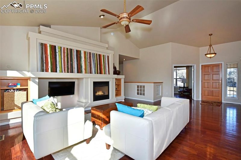 1625 Capadaro Ct, Monument, CO 80132