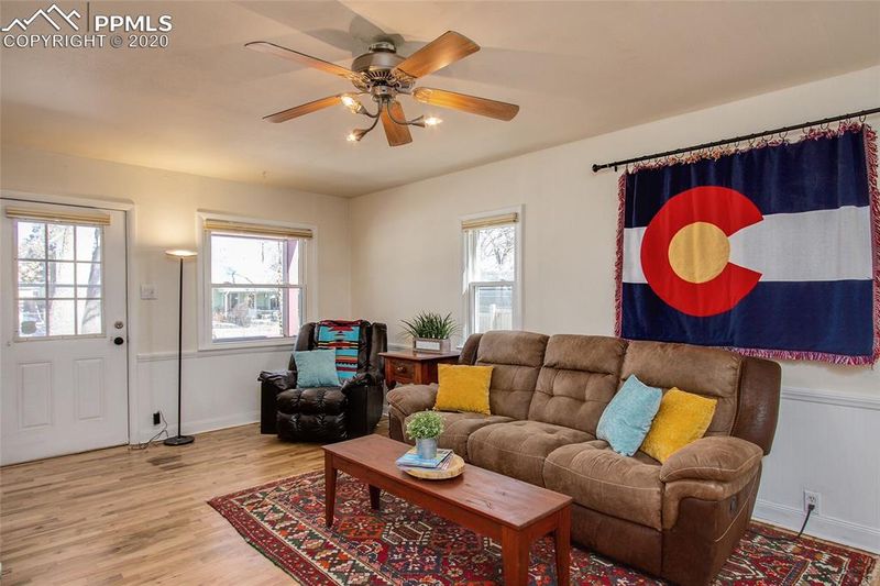 1625 W Cucharras St, Colorado Springs, CO 80904