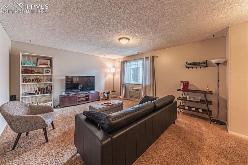 1625 Murray Blvd #124, Colorado Springs, CO 80915