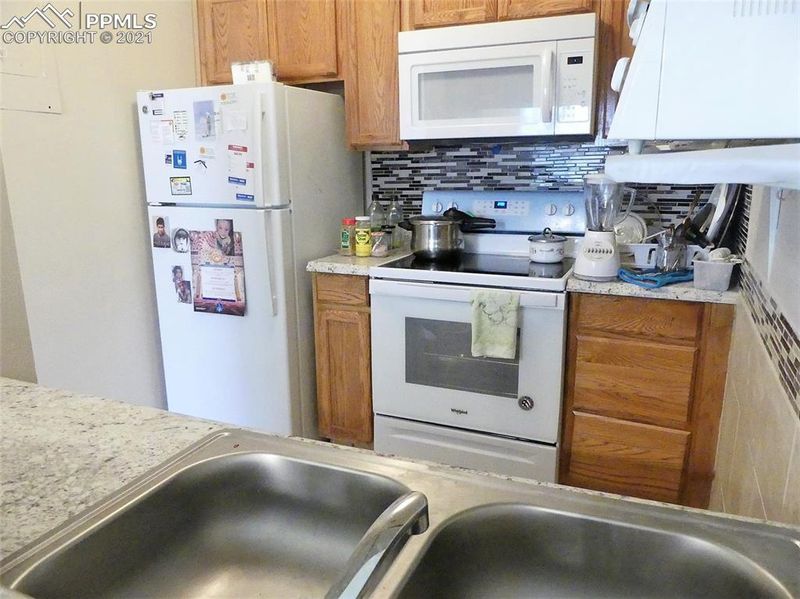 1625 N Murray Blvd #243, Colorado Springs, CO 80915